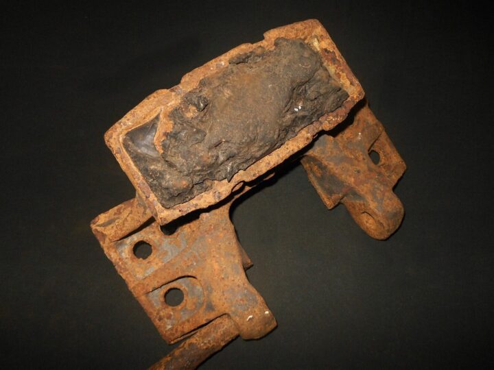 WW2 German Wehrmacht Kettenglied - TRACK LINK - Sd. Kfz. 251 / 11 - VERY NICE! - Image 3