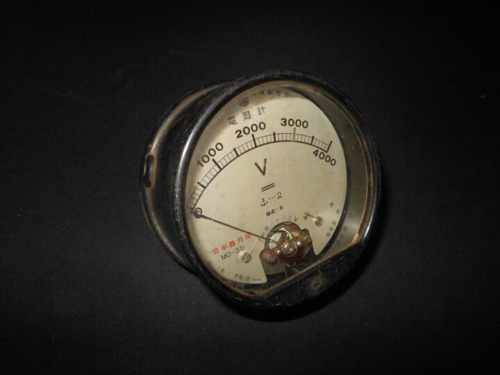 WW2 Imperial Japanese Navy - ELECTRICAL VOLTMETER - SHIPS & SUBMARINES - RARE!