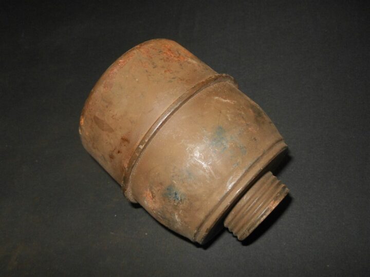 WW II French Army - C.P. 1935 GAS MASK CANNISTER - TC38 / ANP31 GAS MASK - NICE! - Image 4