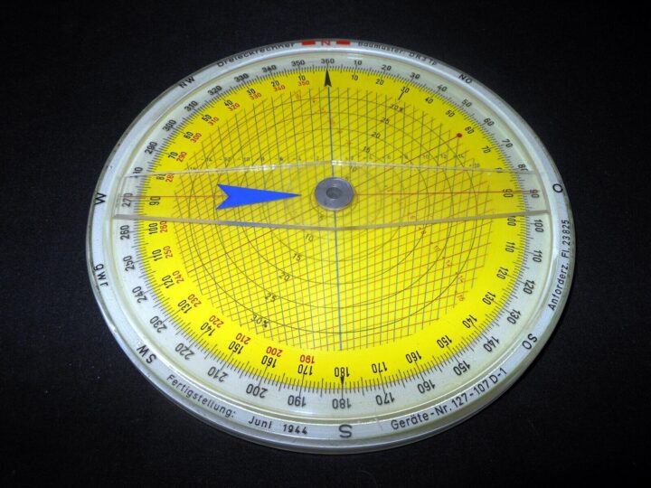 WW II German Aircraft DR3 Dreieckrechner - FLIGHT CALCULATOR - June 1944 - RARE - Image 3