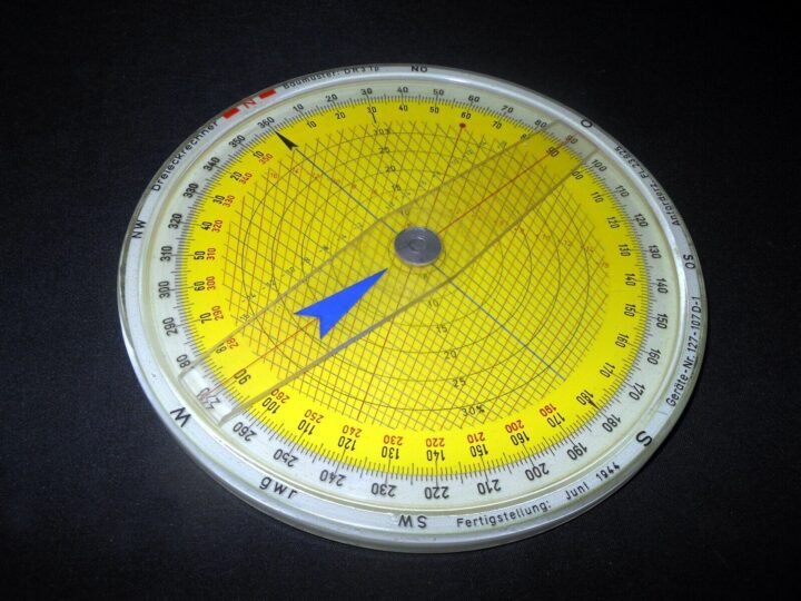 WW II German Aircraft DR3 Dreieckrechner - FLIGHT CALCULATOR - June 1944 - RARE