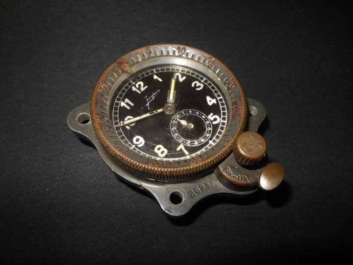 WW2 German Luftwaffe Aircraft Junghans - COCKPIT CLOCK - 1st MODEL - V. RARE!