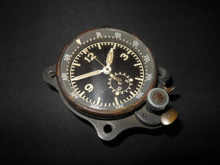 WW2 German Luftwaffe Borduhr - JUNGHANS COCKPIT CLOCK - 5th MODEL - VERY NICE!