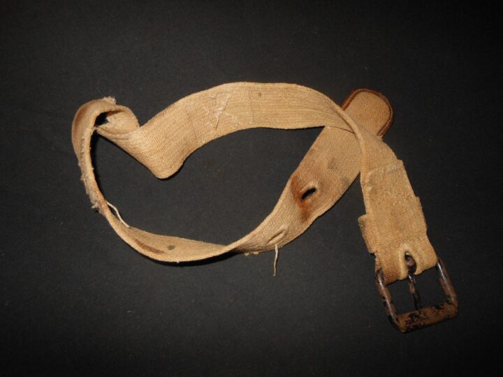 WW2 German Luftwaffe - CANVAS ORDNANCE CARRYING / HOISTING STRAPS - VERY NICE! - Image 9
