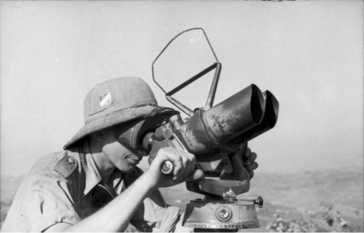 WW2 German Luftwaffe D.F. 10x80 Flakfernrohr Visier - FLAK BINOCULAR FIXED SIGHT - Image 11