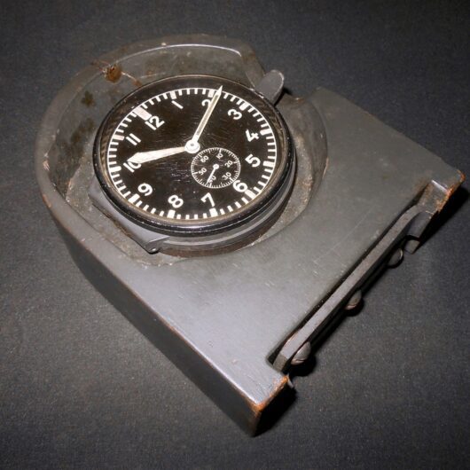 WW2 German Luftwaffe Junghans Stationsuhr - COMMUNICATION ROOM DUTY CLOCK - NICE