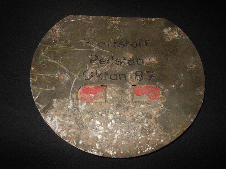 WW2 German Luftwaffe Wartungklappe - AIRCRAFT FUEL FILLING HATCH - Do17 P - RARE - Image 3