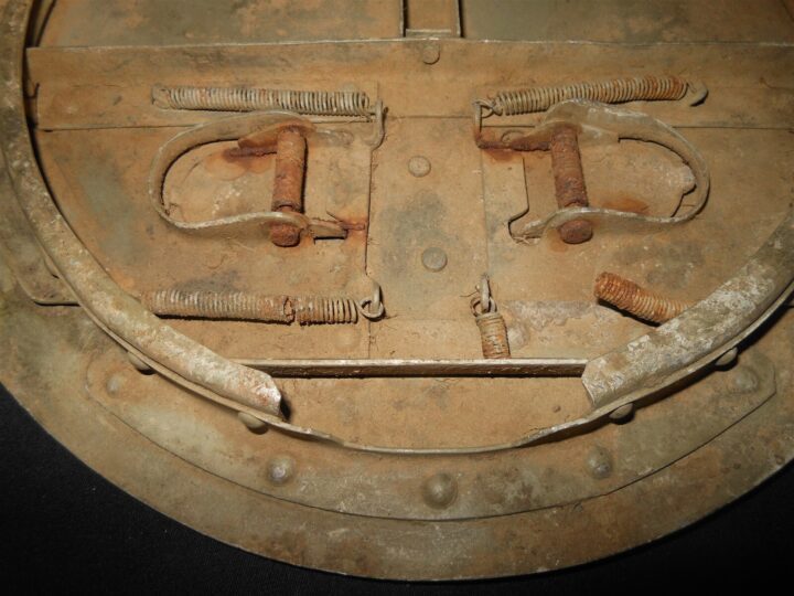 WW2 German Luftwaffe Wartungklappe - AIRCRAFT FUEL FILLING HATCH - Do17 P - RARE - Image 8