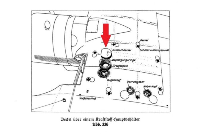 WW2 German Luftwaffe Wartungklappe - AIRCRAFT FUEL FILLING HATCH - Do17 P - RARE - Image 9