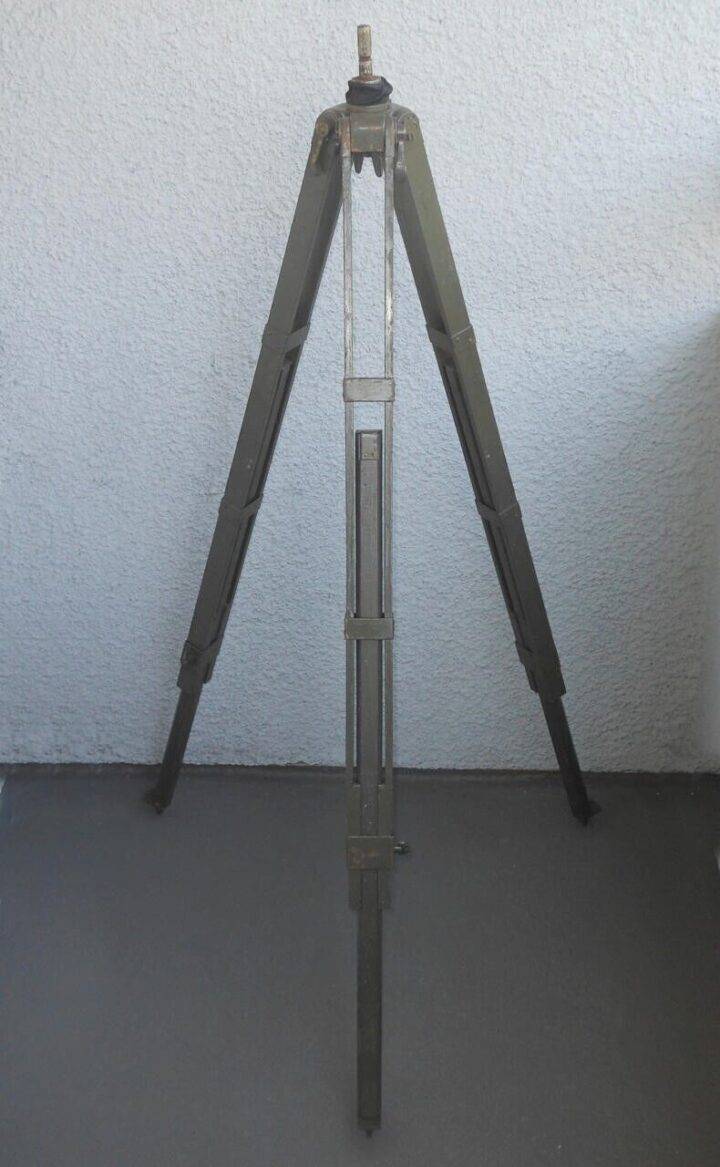 WW2 German Wehrmacht - COMMANDER OPTICS TRIPOD - SF14 RABBIT EAR - VERY NICE!