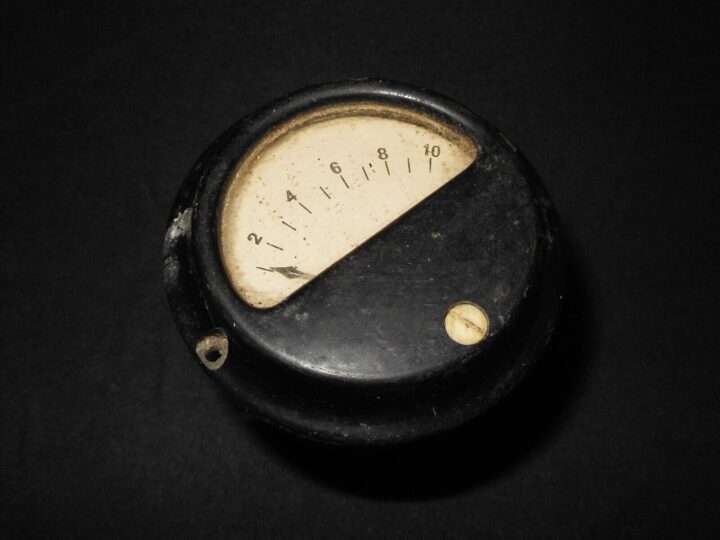 WW2 German Wehrmacht - ELECTRICAL AMMETER - RADIO EQUIPMENT - RARE!