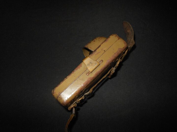 WW2 German Wehrmacht Elves Feld Taschenlampe #1 - FIELD FLASHLIGHT - VERY NICE! - Image 4