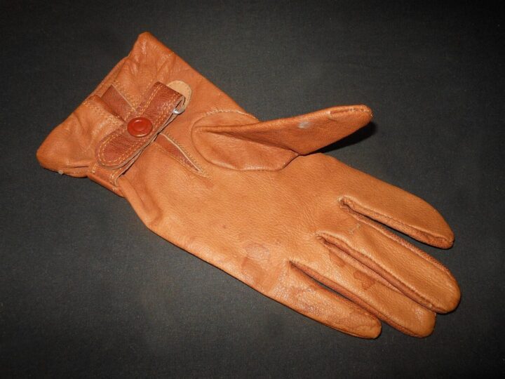 WW2 Imperial Japanese Army - PILOT & PARATROOPER GLOVES - VERY RARE! - Image 9