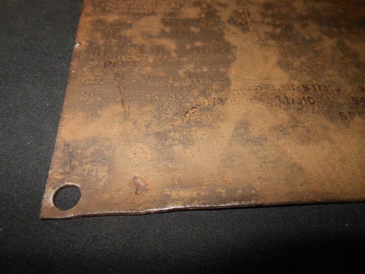 WW2 US Army Tank - M4A3 SHERMAN TANK MAIN DATA PLATE - 1944 - VERY NICE! - Image 7