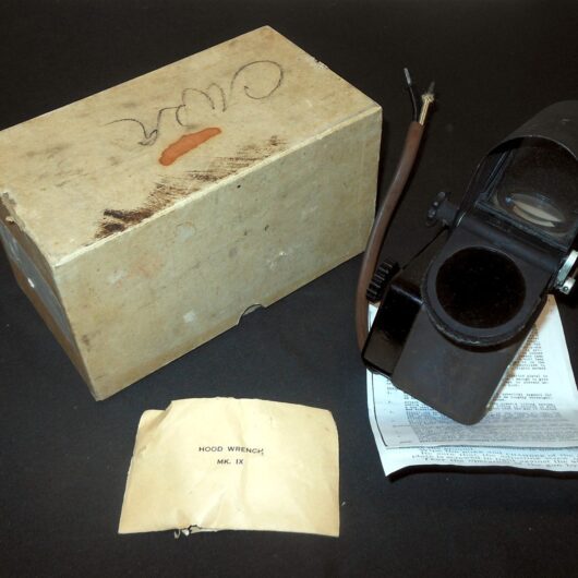 WW2 US Navy Aircraft - MK.9 ILLUMINATED TURRET GUNSIGHT - TBM PBY PV2 - NOS