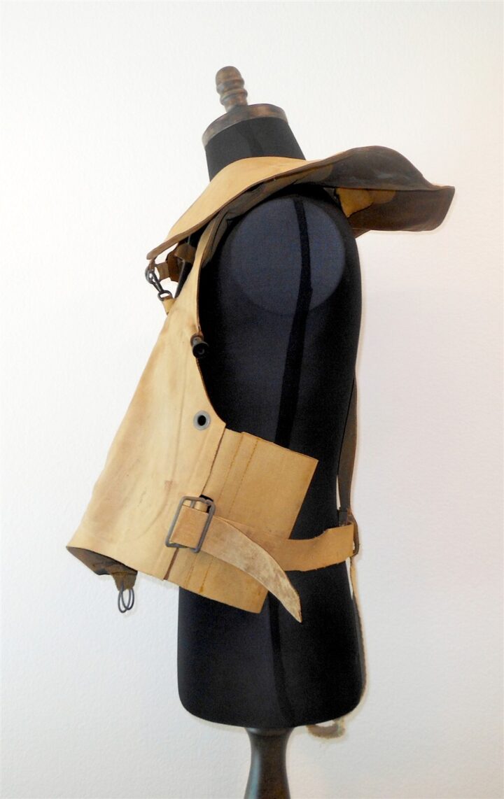 WW2 German Kriegsmarine Schwimmweste - INFLATABLE LIFE JACKET - VERY NICE! - Image 5