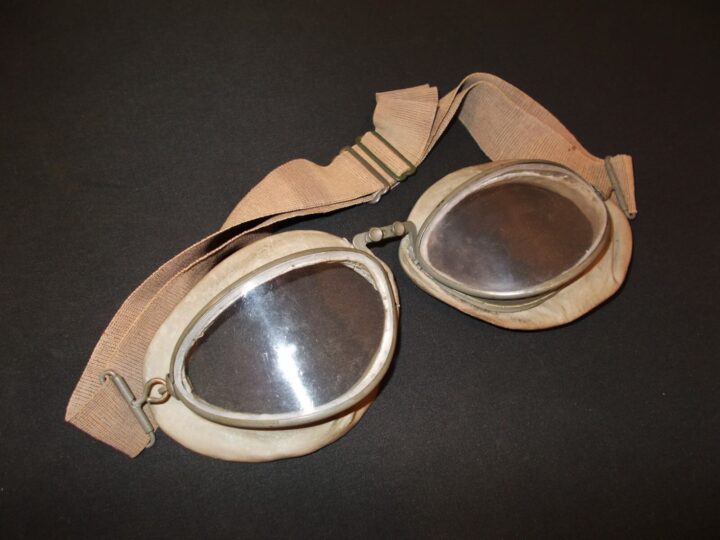 WW2 German Luftwaffe - AUER / WAGENER MODEL 306 PILOT GOGGLES - EARLY - NICE!