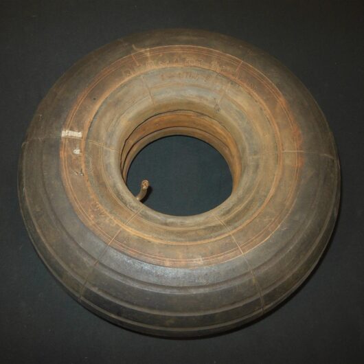 WW2 German Luftwaffe Aircraft - TAIL WHEEL TIRE & TUBE - Me109 G/K Ju87 - NICE!