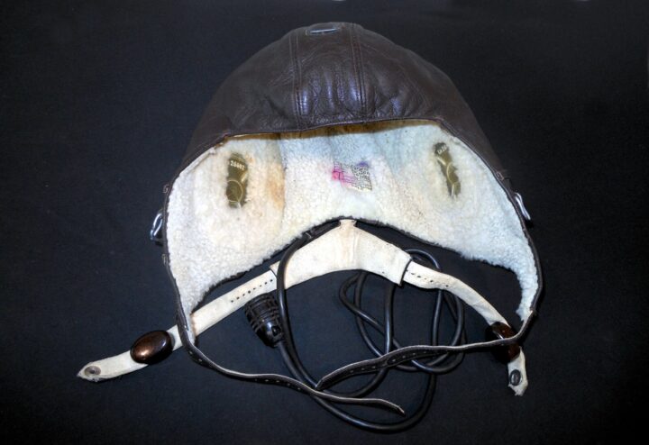 WW2 German Luftwaffe LKpW101 Fliegerkopfhaube - WINTER FLIGHT HELMET - EXCELLENT - Image 18