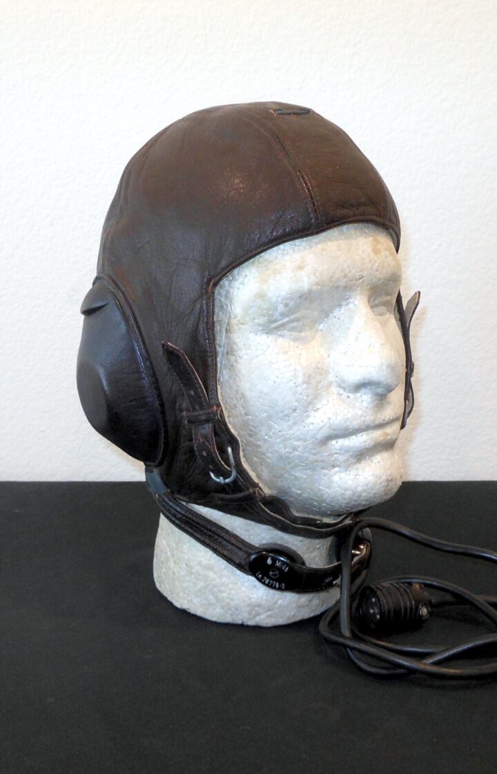 WW2 German Luftwaffe LKpW101 Fliegerkopfhaube - WINTER FLIGHT HELMET - EXCELLENT - Image 4