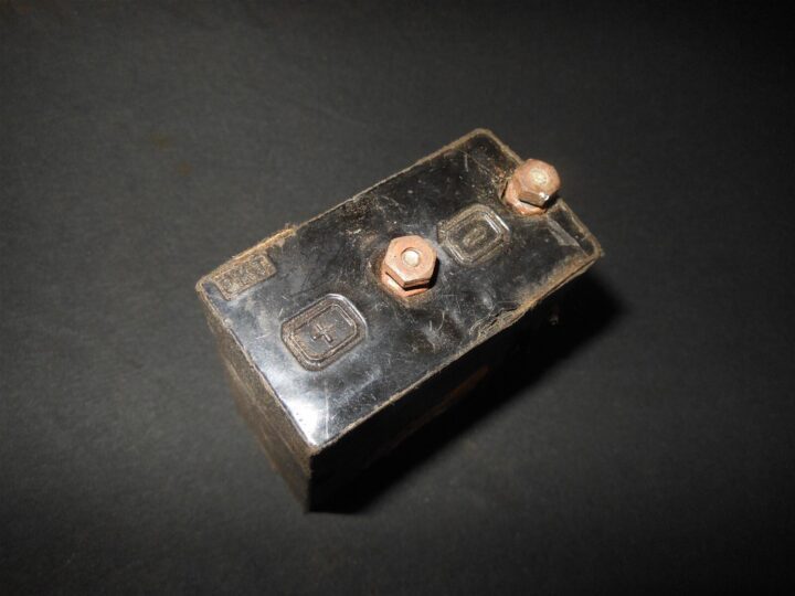WW2 Imperial Japanese Navy / Army - TYPE 92 FIELD TELEPHONE BATTERY - RARE! - Image 10