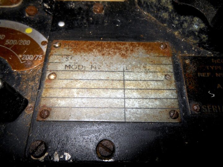WW2 British RAF Aircraft - R1155 B RADIO COMMUNICATION RECEIVER - VERY NICE! - Image 14
