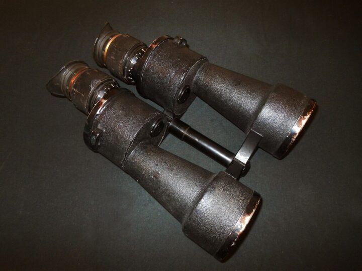 WW2 German Kriegsmarine - 8x60 U-BOAT COMMANDER BINOCULARS - ZEISS - RARE! - Image 9