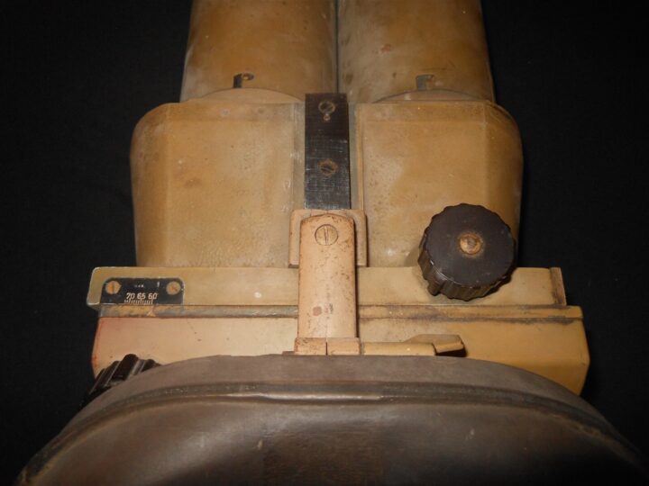 WW2 German Luftwaffe D.F. 10x80 Flak Fernrohr - AIRCRAFT SPOTTING BINOCULARS - Image 13