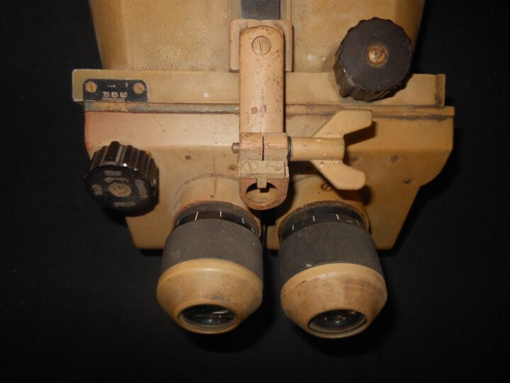 WW2 German Luftwaffe D.F. 10x80 Flak Fernrohr - AIRCRAFT SPOTTING BINOCULARS - Image 15