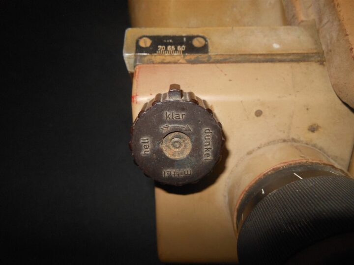 WW2 German Luftwaffe D.F. 10x80 Flak Fernrohr - AIRCRAFT SPOTTING BINOCULARS - Image 16