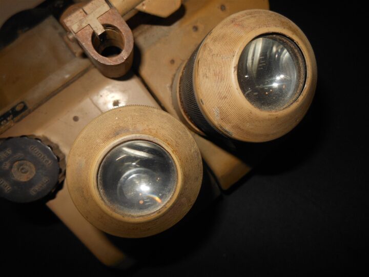 WW2 German Luftwaffe D.F. 10x80 Flak Fernrohr - AIRCRAFT SPOTTING BINOCULARS - Image 17