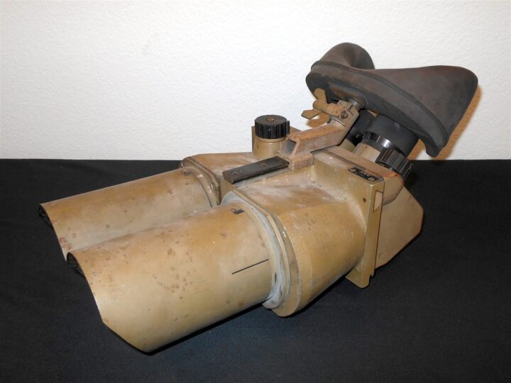 WW2 German Luftwaffe D.F. 10x80 Flak Fernrohr - AIRCRAFT SPOTTING BINOCULARS - Image 4