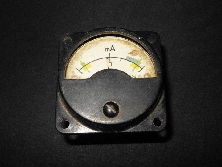 WW2 German Luftwaffe - ELECTRICAL AMMETER - RADIO EQUIPMENT - RARE! - Image 3