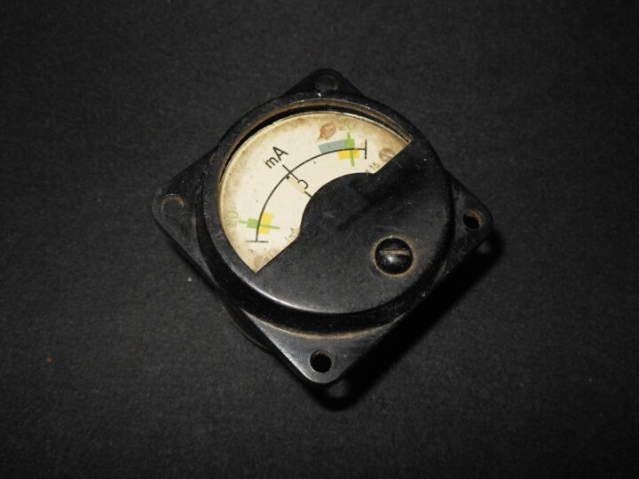 WW2 German Luftwaffe - ELECTRICAL AMMETER - RADIO EQUIPMENT - RARE!