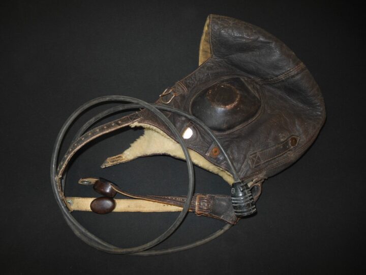 WW2 German Luftwaffe LKpW101 Fliegerkopfhaube - WINTER FLIGHT HELMET - NICE! - Image 10
