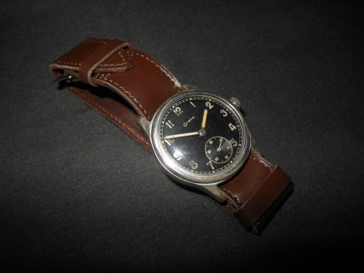 WW2 German Wehrmacht Dienstuhr - PERSONAL SERVICE WATCH - GRANA - PUBLISHED! - Image 3