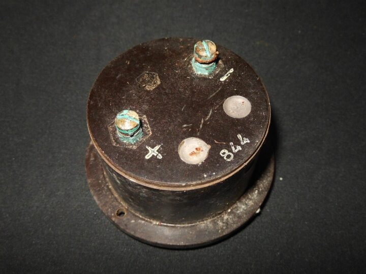 WW2 German Wehrmacht - ELECTRICAL VOLTMETER - RADIO EQUIPMENT - RARE! - Image 5