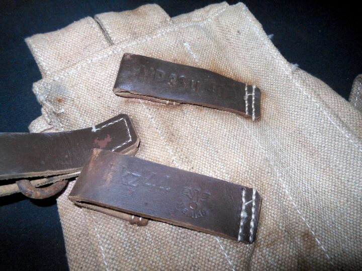 WW2 German Wehrmacht - MP38 / MP40 CANVAS MAGAZINE POUCHES - REPRODUCTION SET #2 - Image 4