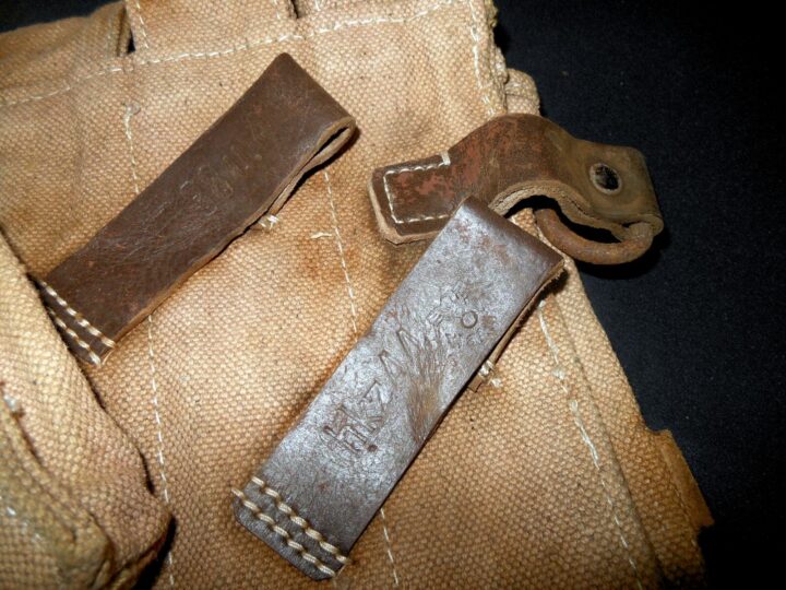 WW2 German Wehrmacht - MP38 / MP40 CANVAS MAGAZINE POUCHES - REPRODUCTION SET #2 - Image 5