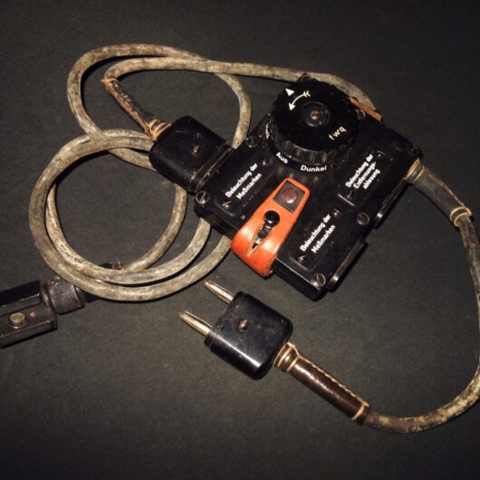 WW2 German Wehrmacht - OPTICAL LIGHT DIMMER SWITCH - MG & RANGEFINDERS - SUPERB!