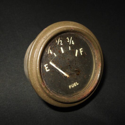 WW2 US Army - VEHICLE FUEL GAUGE - WILLYS JEEP MB GPW FORD - NICE!