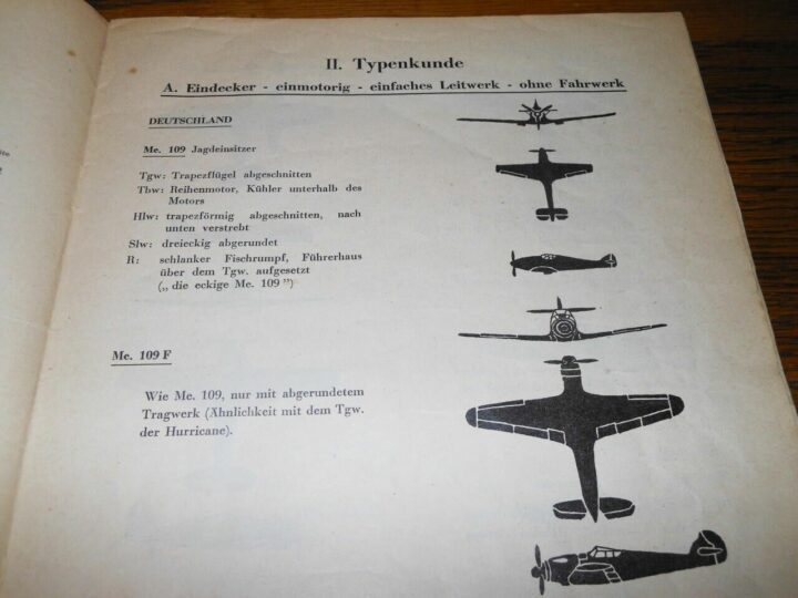 WW II German Air Force - AXIS / ALLIED AIRCRAFT RECOGNITION HANDBOOK - RARE! - Image 7