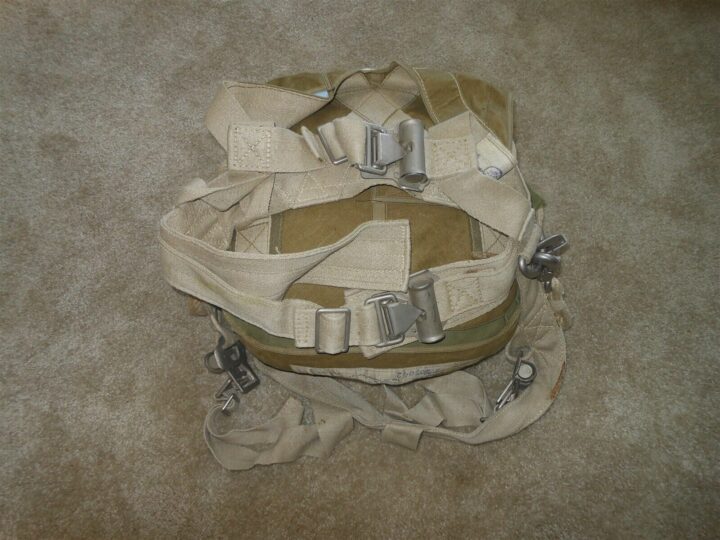 WW II German Aviation Fallschirmjager – RZ20 PARATROOPER PARACHUTE – AMAZING! - Image 9