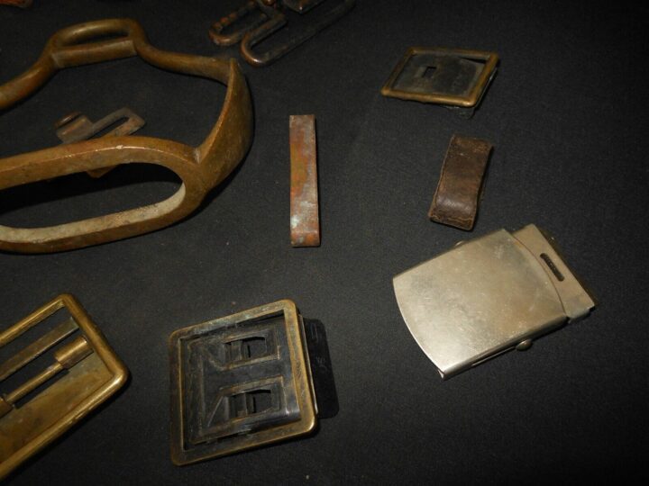 WW1 / WW II US Army Navy Air Force - BRASS STIRRUP BUCKLES & FITTINGS - NICE! - Image 6