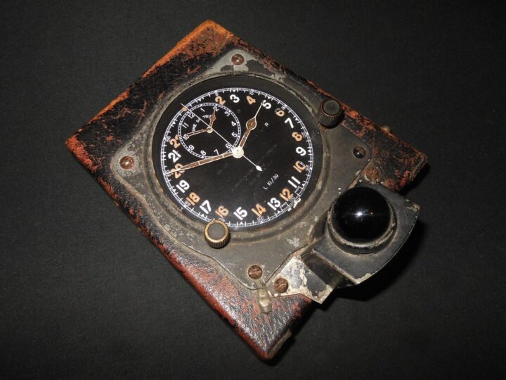 WW2 British RAF Aircraft 6A/839 - MK. IIIB COCKPIT CLOCK - EARLY SPITFIRE - RARE - Image 5