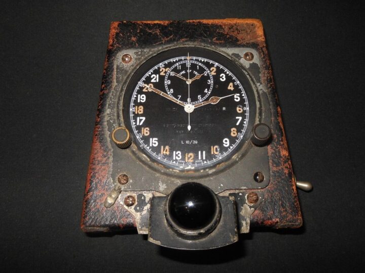 WW2 British RAF Aircraft 6A/839 - MK. IIIB COCKPIT CLOCK - EARLY SPITFIRE - RARE - Image 6