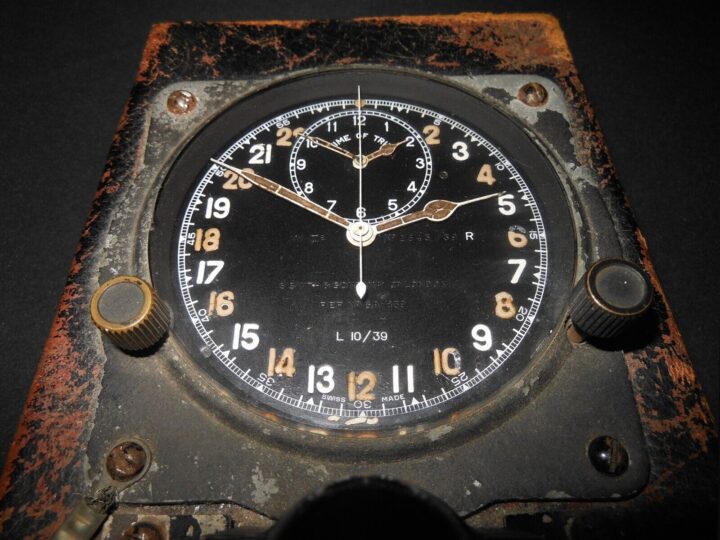 WW2 British RAF Aircraft 6A/839 - MK. IIIB COCKPIT CLOCK - EARLY SPITFIRE - RARE - Image 7