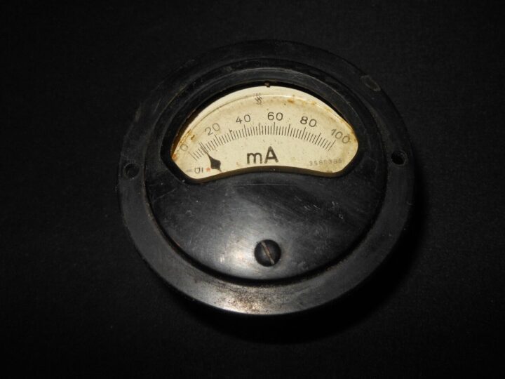 WW2 German Wehrmacht - ELECTRICAL AMMETER - RADIO EQUIPMENT - RARE! - Image 3