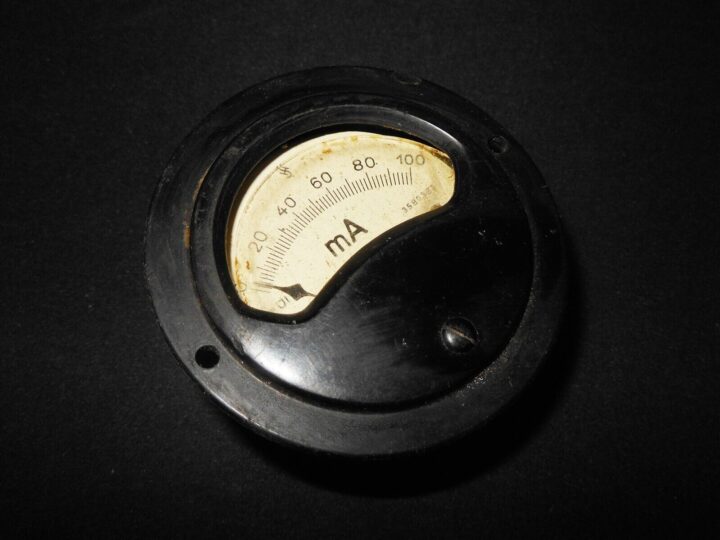 WW2 German Wehrmacht - ELECTRICAL AMMETER - RADIO EQUIPMENT - RARE!