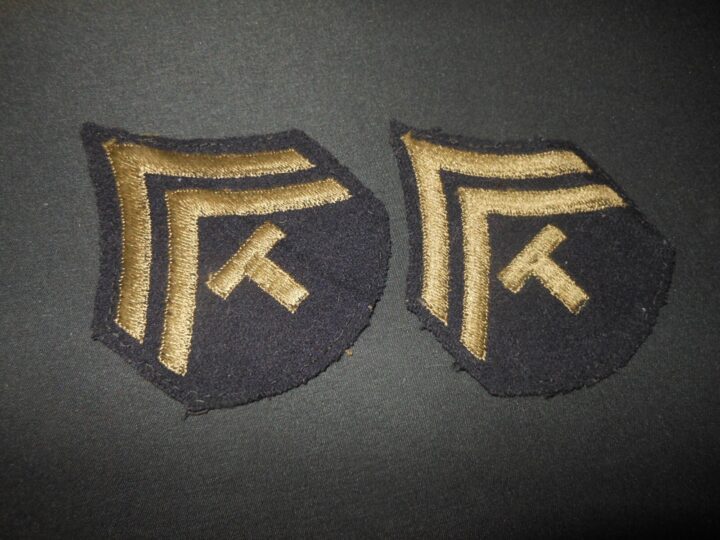 WW2 US Army Air Force - T/5 TEC 5 TECHNICAL RANK SLEEVE CHEVRONS - VERY NICE!